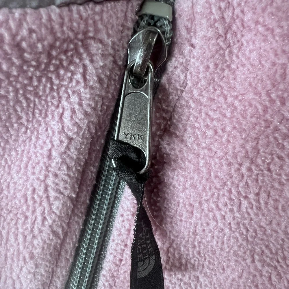 The North Face Girls XL Pink and Gray Jacket EUC - Picture 5 of 5